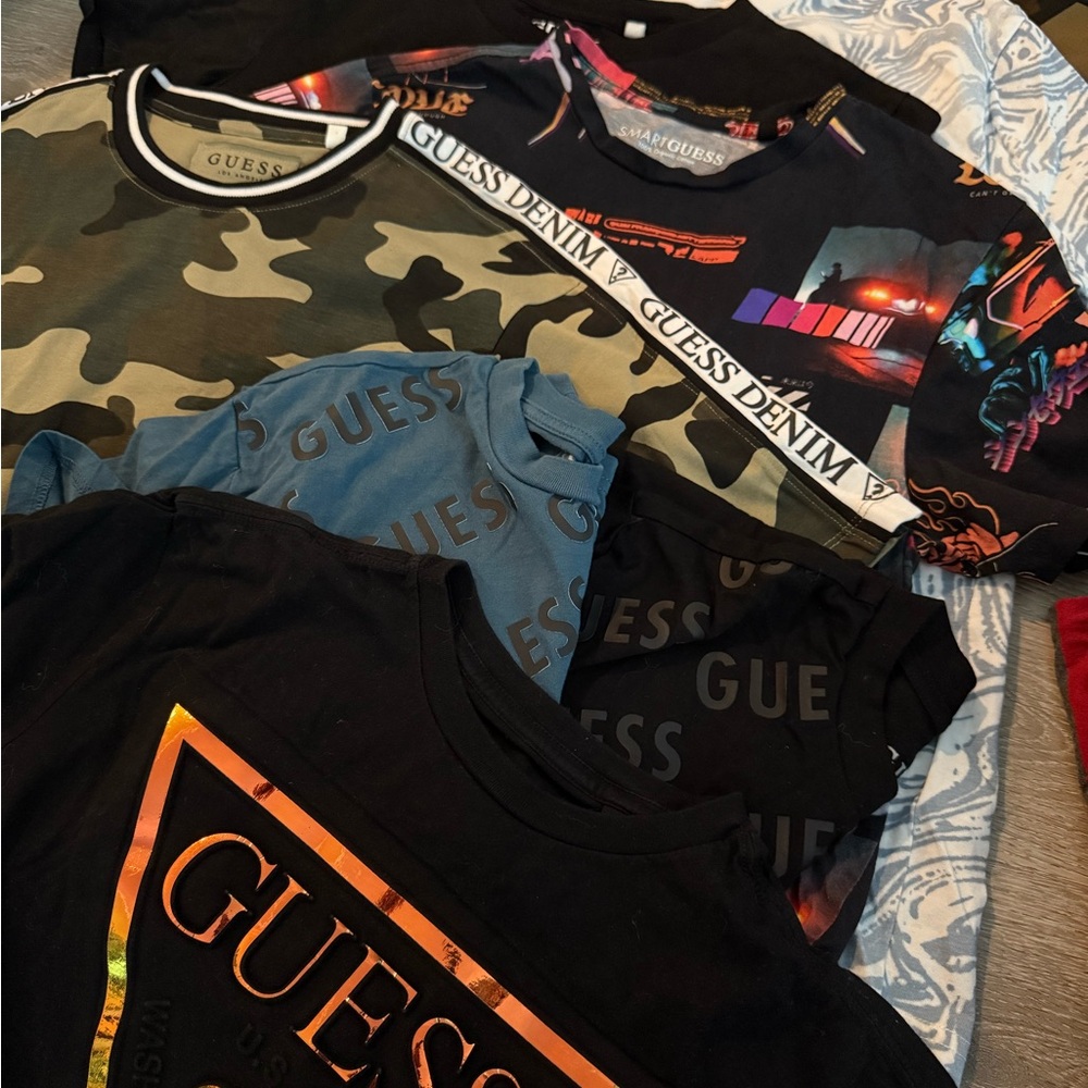 Guess Black and Blue Short Sleeve Tees